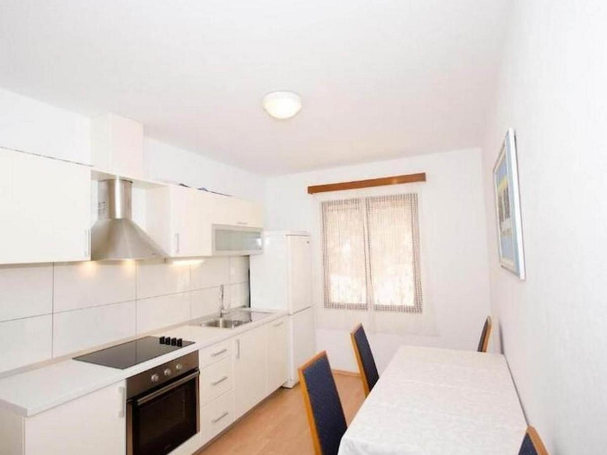 Guest House Rooms Rose Molunat Extérieur photo