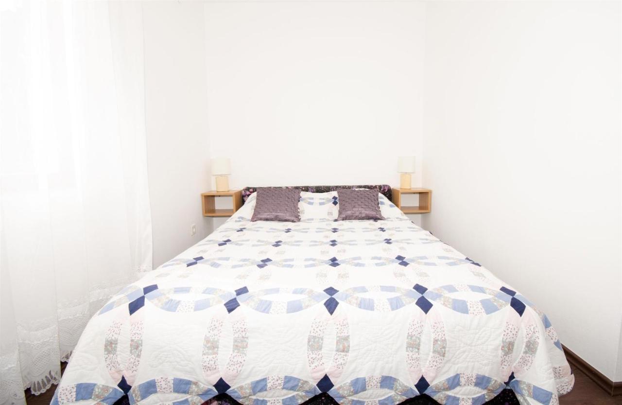 Guest House Rooms Rose Molunat Extérieur photo